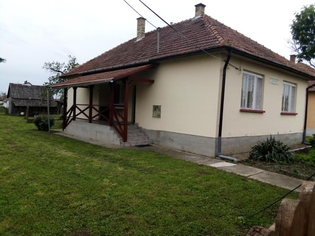 Oeregakac Vendeghaz Villa Tiszaladány Екстериор снимка